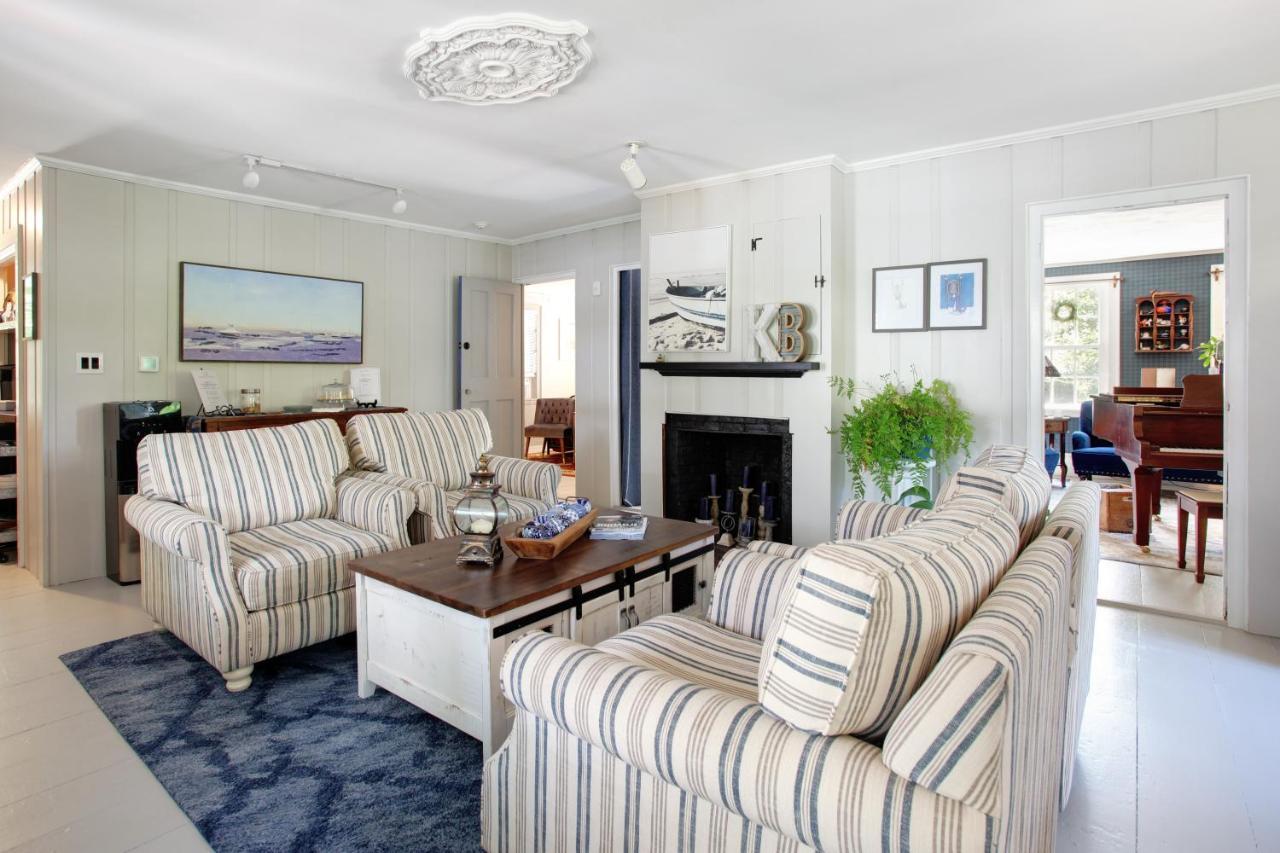 Inn On Main Yarmouth Port Eksteriør bilde
